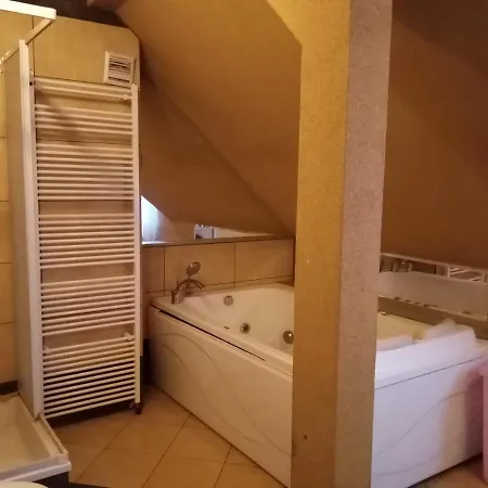 Pokoje Goscinne Hostal Ełk